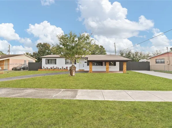 4110 NW 186th St, Miami Gardens, FL 33055