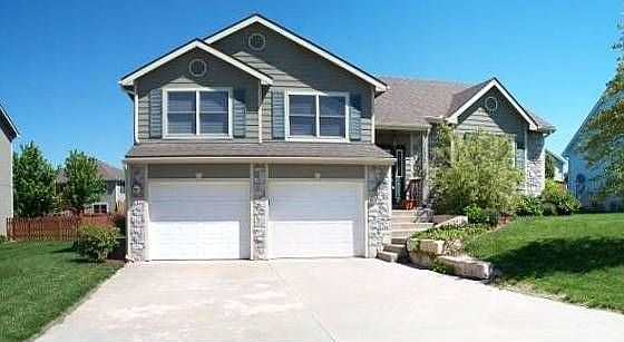 1st image of 1873 Finch Dr