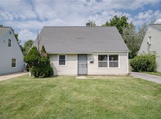 20211 Longbrook Rd, Warrensville Heights, OH 44128