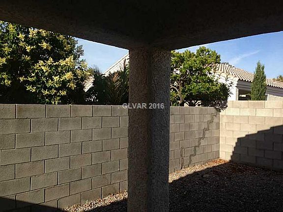 2nd image of 1585 Peaceful Pine St