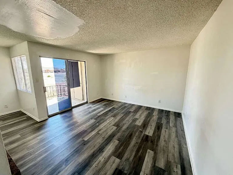 10660 W Concordia Dr #1 — Photo 6