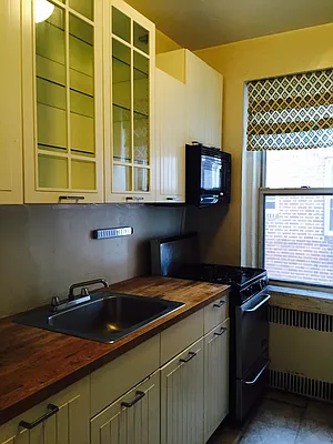 Sold by TB Shaw Realty | media 10