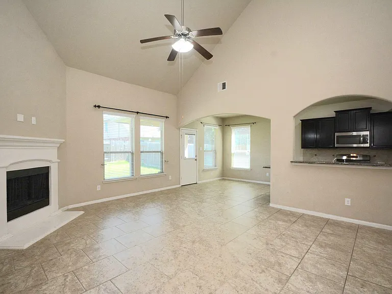 7418 Durango Creek Dr — Photo 15