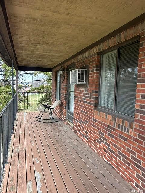 1st image of 30446 Utica Rd #4