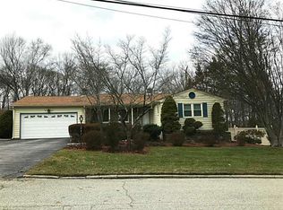 5 Lillian Rd, Johnston, RI 02919