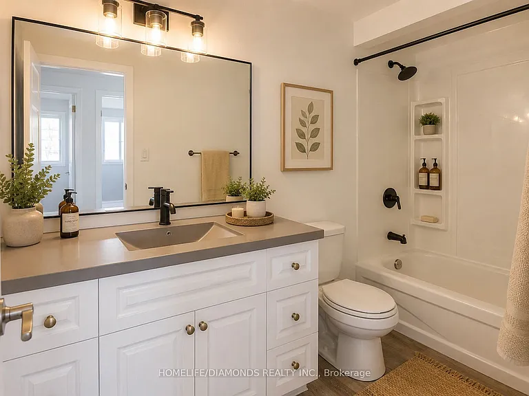 558 1st Ave #BASEMENT — Photo 6