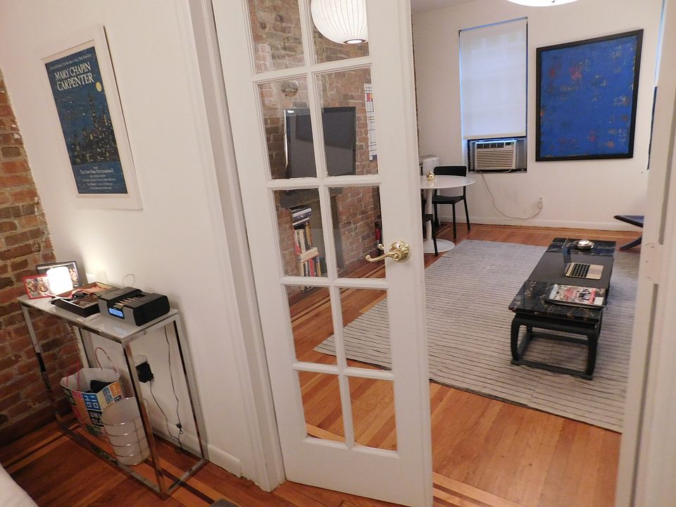 2nd image of 357 W 53rd St APT 4W