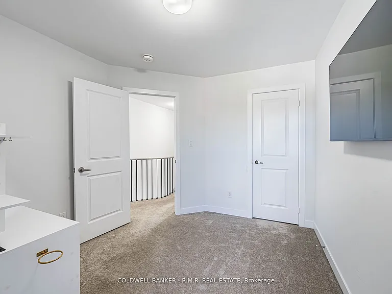 136 Brockley Dr — Photo 45
