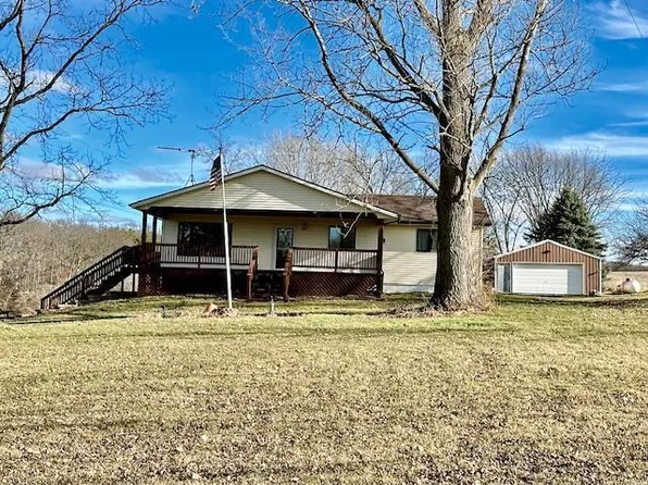 13452 431st Ave, Mabel, MN 55954