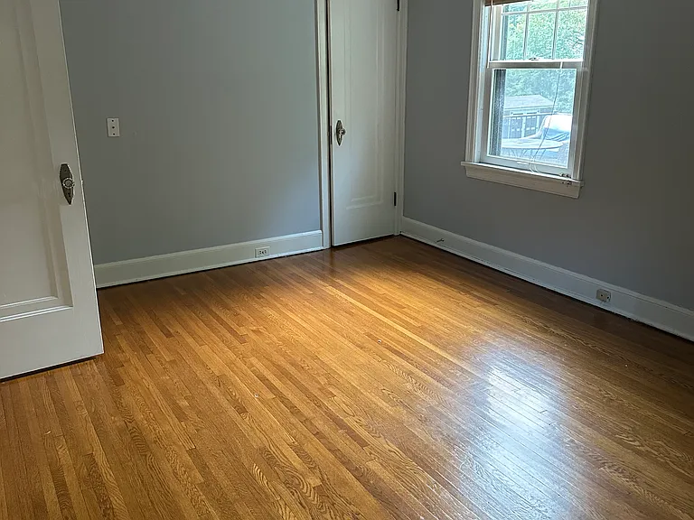 215 W Minnehaha Pkwy #2 — Photo 17