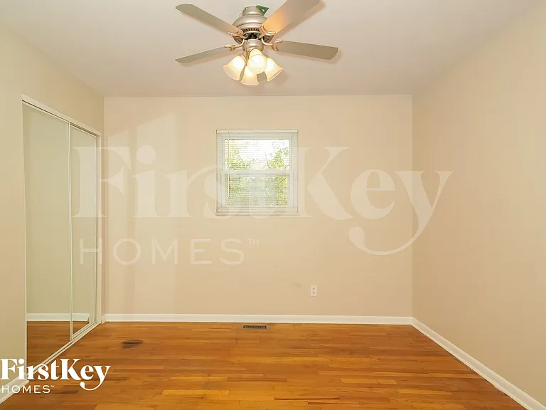 1509 Yazoo Dr — Photo 8