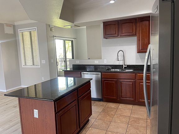 5th image of 2402 E 5th St Unit 1615