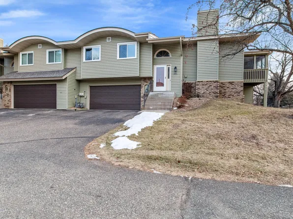 6840 Sherwood Rd, Woodbury, MN 55125