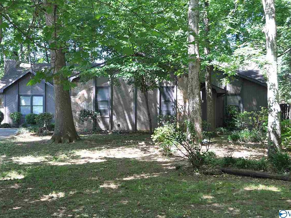 1st image of 1032 Branscomb Cir SE