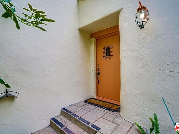 4th image of 6926 La Presa Dr