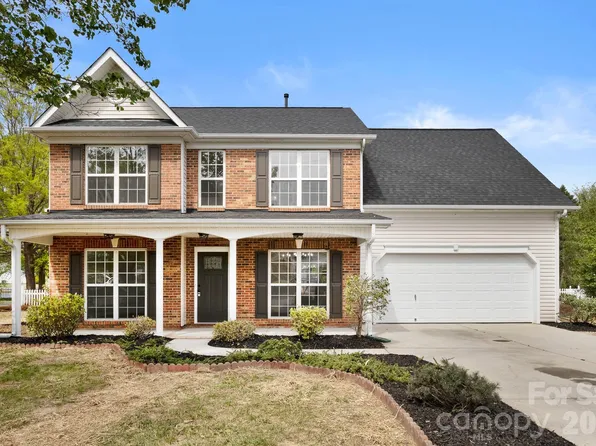 2001 Onotoa Dr, Indian Trail, NC 28079