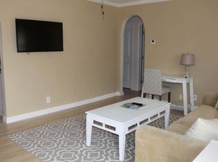 2195 Canyon Dr APT B, Costa Mesa, CA 92627