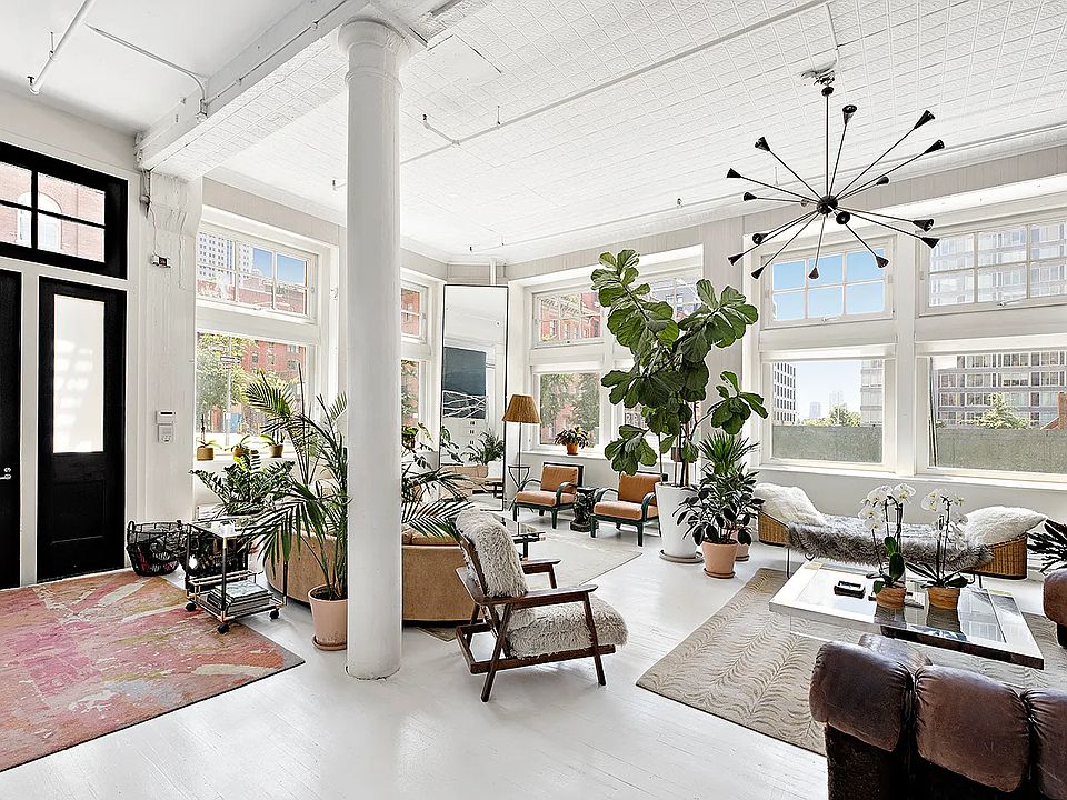 1st image of 463 Greenwich St APT 1