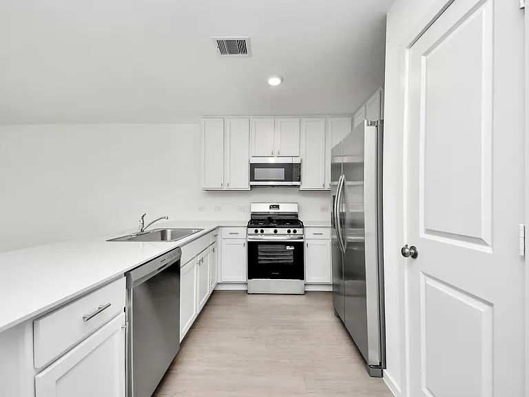 29643 Knollwood Bay Rd — Photo 9