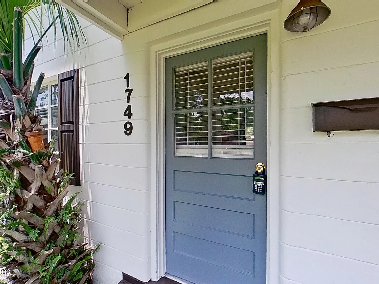 1 bed, 1.0 bath, 840 sqft, $990 — Photo 3