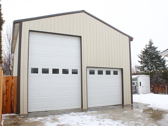 3rd image of 277 N Joseph Ave