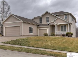 18614 Jackson Cir, Elkhorn, NE 68022