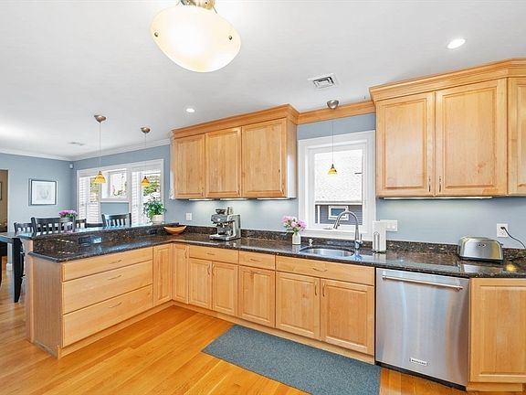5th image of 27 Wiltshire Rd #27