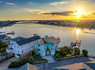 25 Oxford St W, Wrightsville Beach, NC 28480