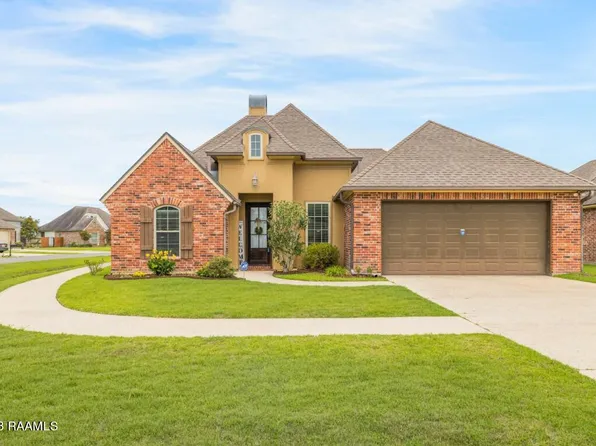 118 Hacienda Ln, Lafayette, LA 70508