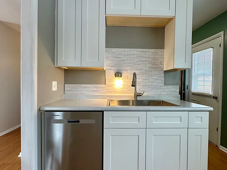 3708 Westbrook Dr — Photo 6