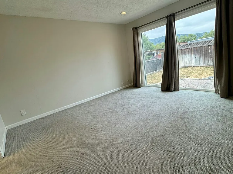 4226 Dorman Rd — Photo 20