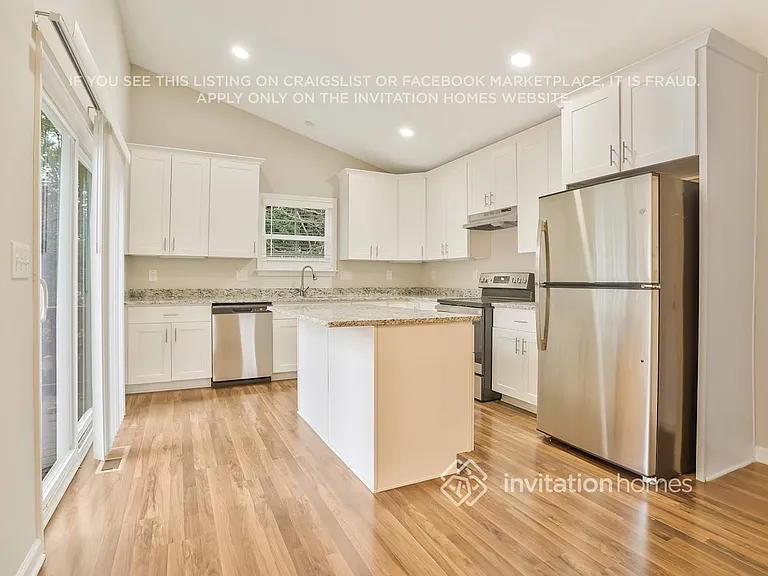 2621 Windridge Dr — Photo 8