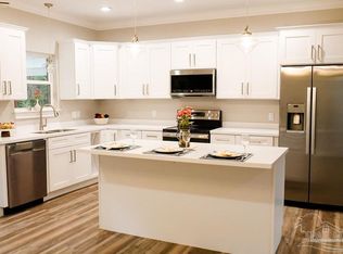 275 Edgewood Ct, Atmore, AL 36502