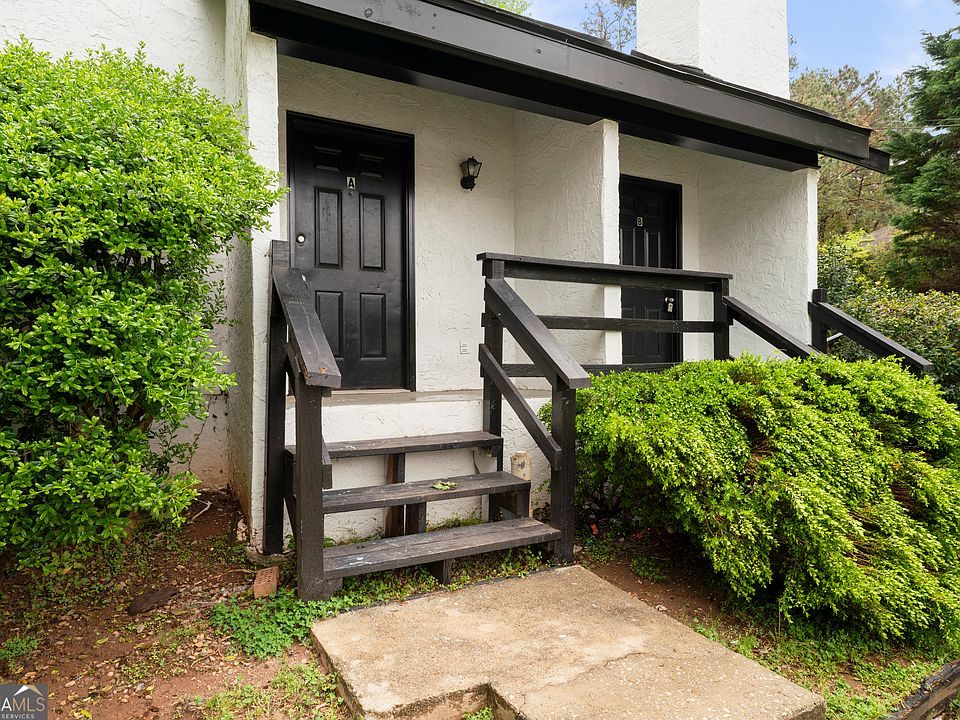 2nd image of 8506 Pineland Dr
