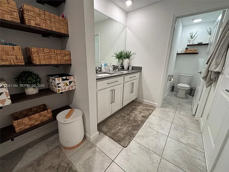 6359 Sailpointe Ln — Photo 15