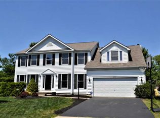 6269 Legends Ct, Westerville, OH 43082