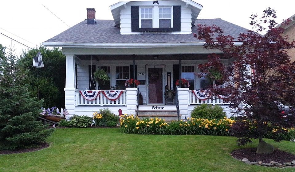 1st image of 7517 Pelham Dr
