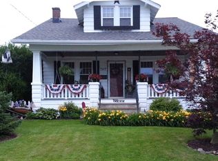 7517 Pelham Dr, Parma, OH 44129