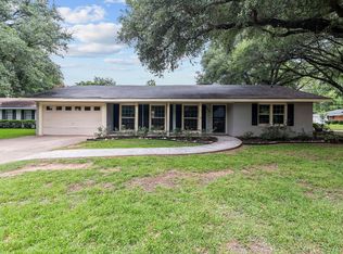 852 E River Rd, Shreveport, LA 71105