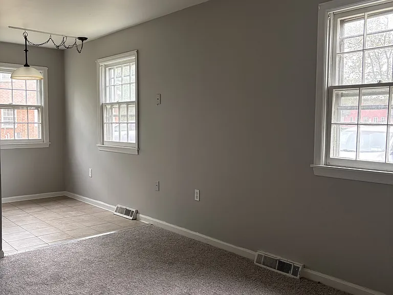 1676 Western Ave #1A — Photo 8
