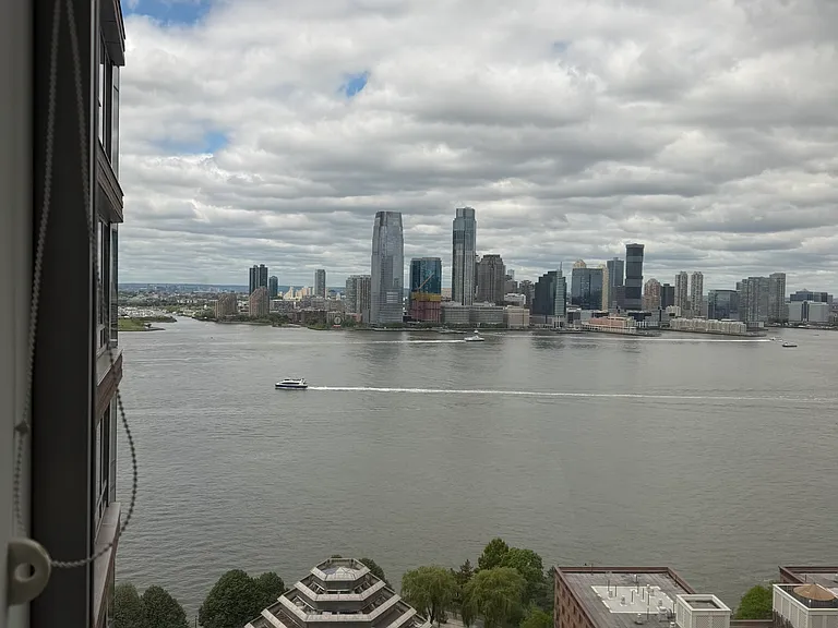 10 West St #25C — Photo 3