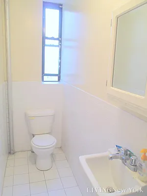 Rented by Living New York | media 32