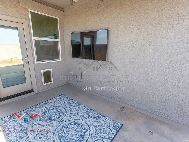 1673 N Wrigley Dr — Photo 37