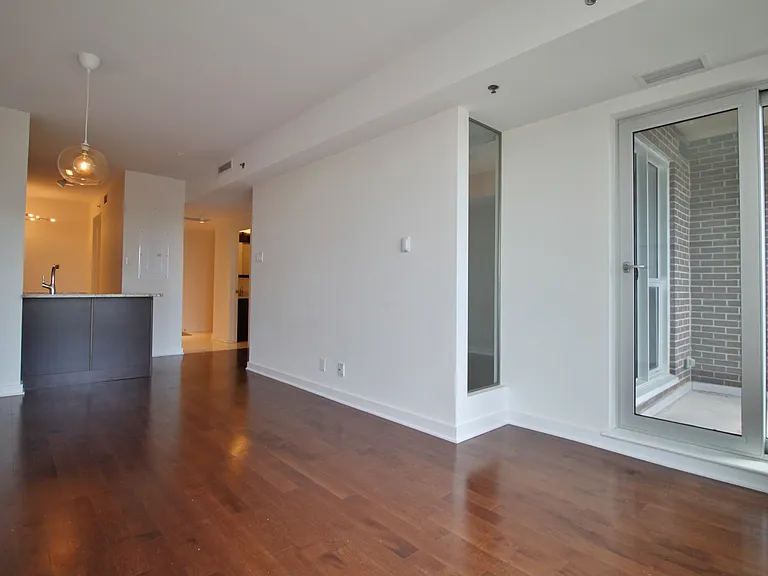 300C Lett St #422 — Photo 14