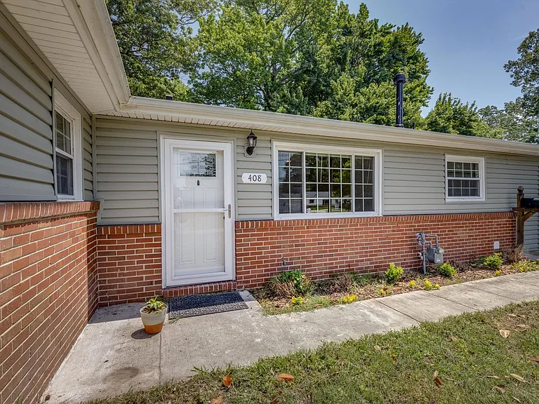 408 Lineberry Rd — Photo 56