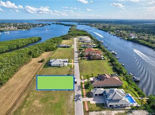 186 SE Fiore Bello, Port Saint Lucie, FL 34952