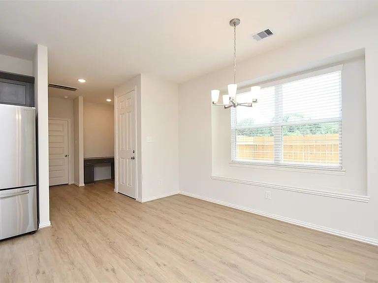 27823 Western Creek Ct — Photo 6