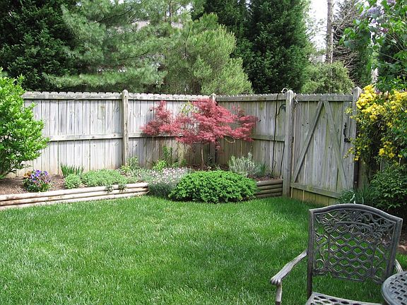 Private fenced back yard