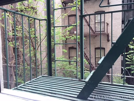 Rented by Living New York | media 10