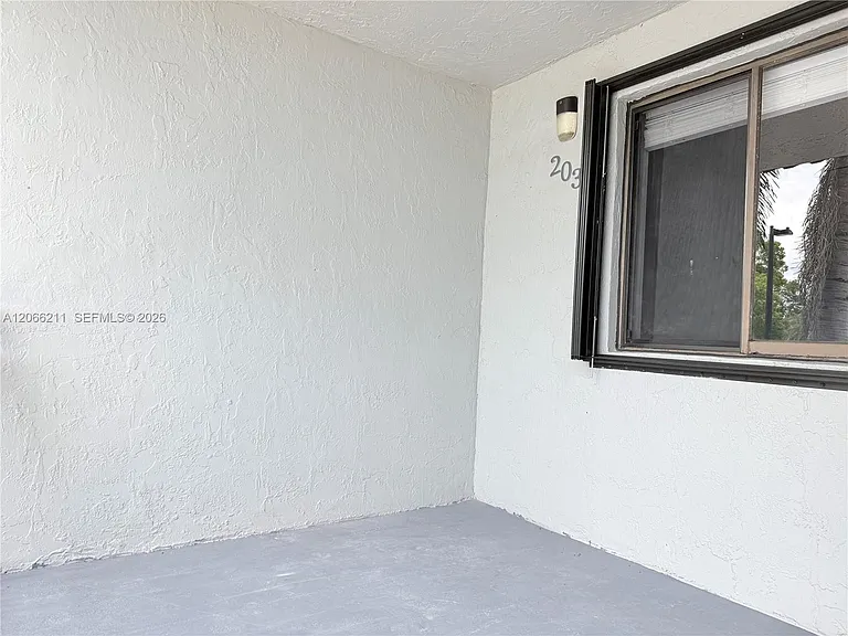 16511 Blatt Blvd #203 — Photo 22